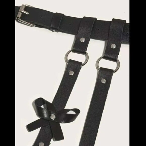 PU Leather Bow Decor Thigh Garter Harness - Picture 3 of 3